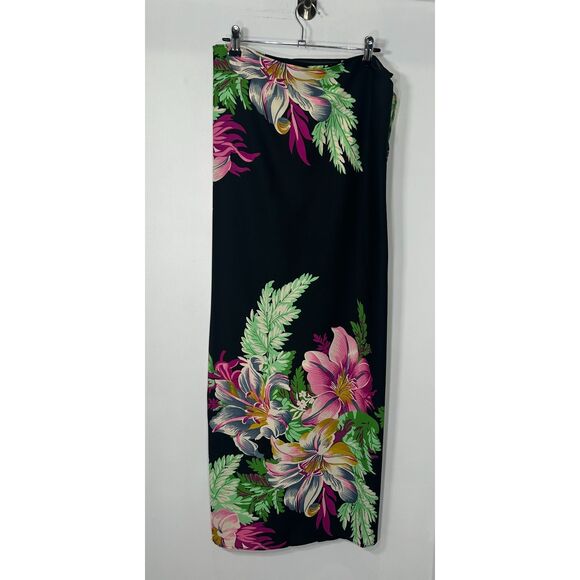 Walter Baker “Paradise” Floral Sarong in Grand Magnolia - O/S - NWT - Picture 6 of 8